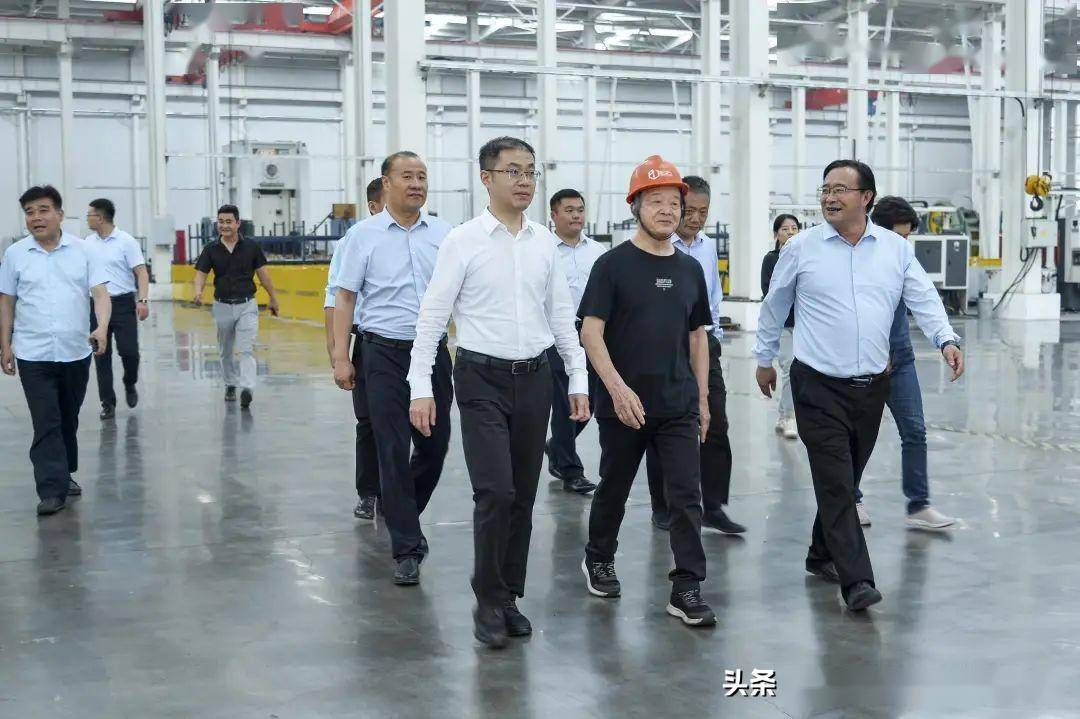 台儿庄:刘晓璐带队到经济开发区调研重点项目建设并检查安全生产工作