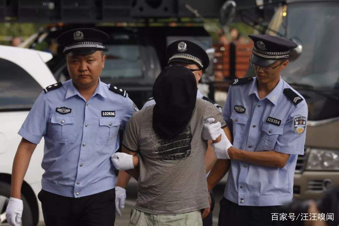 吴谢宇残害生母被判处死刑,在狱中忏悔手写5万字,你