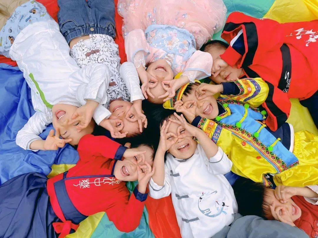 这样的笑脸,超治愈!_笑容_孩子_小朋友们