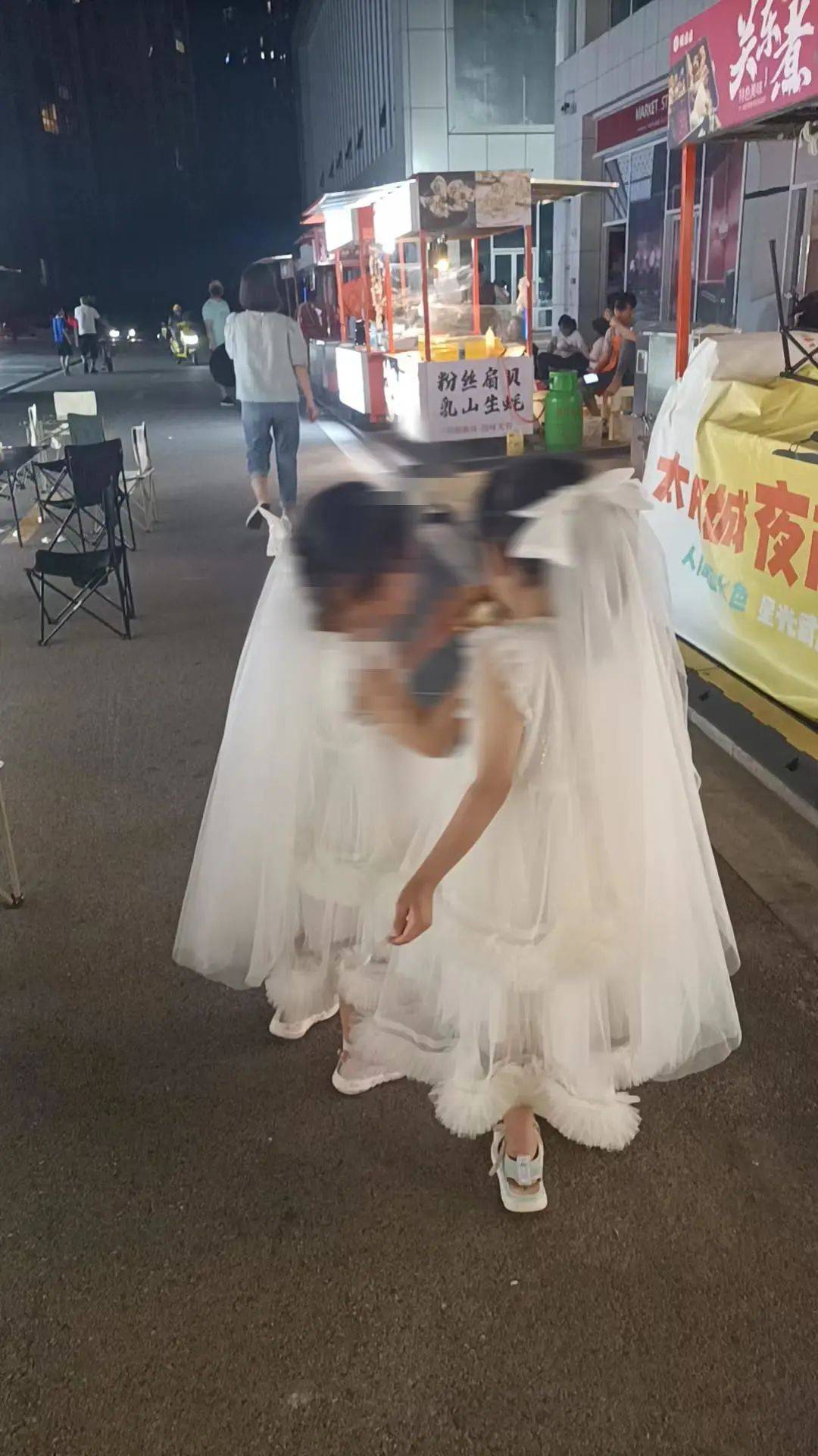 幼儿园门口母女被撞身亡，家属发声