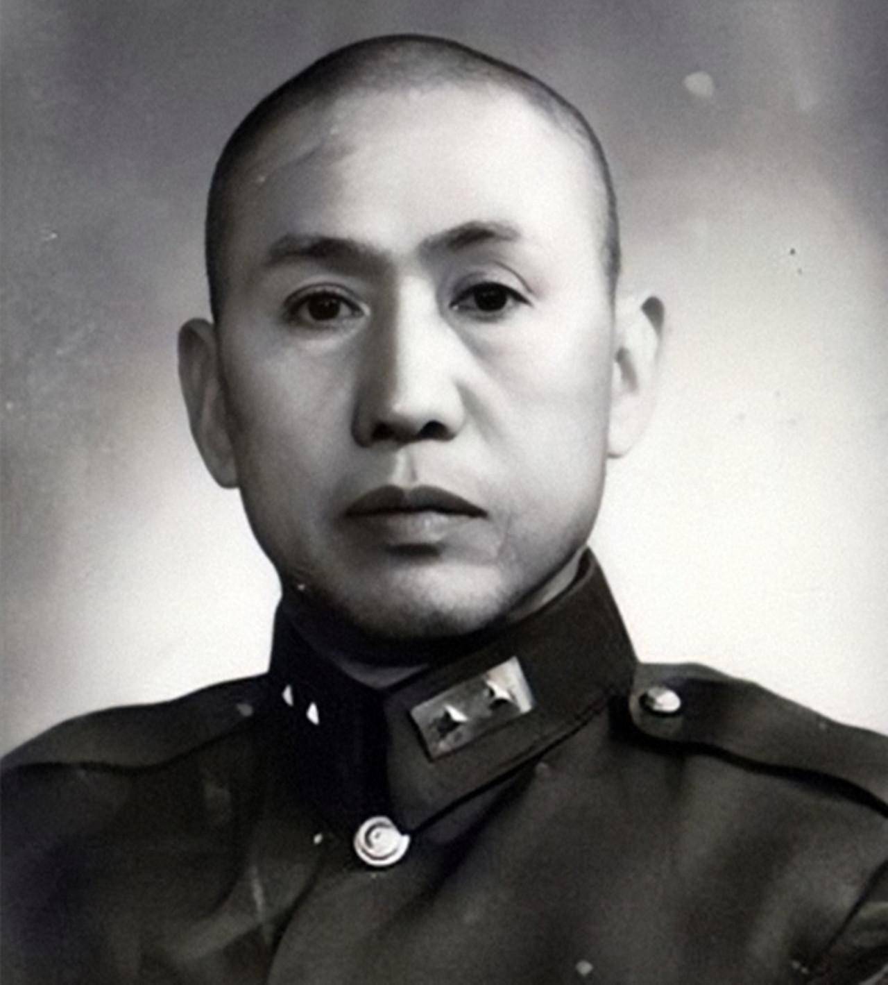 他们分别是曾担任过江西省保安司令部参军邓子超(少将),贵州省第2区