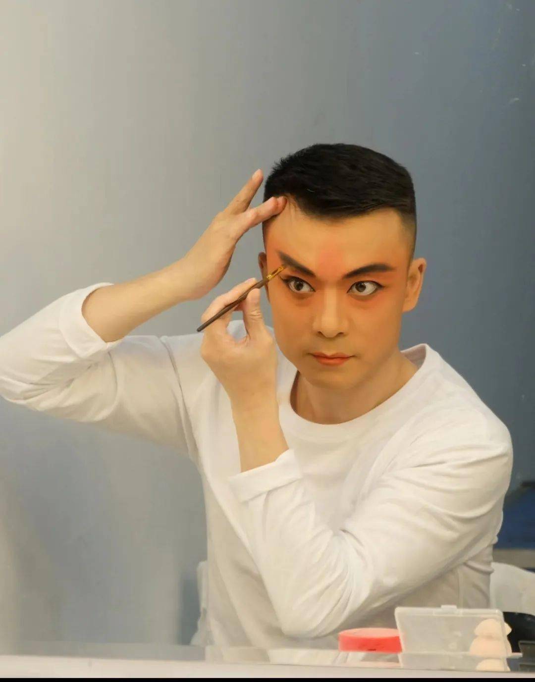 梅花奖得主冯冠博:此心安住黔中梅香_贵州_贵阳_京剧院