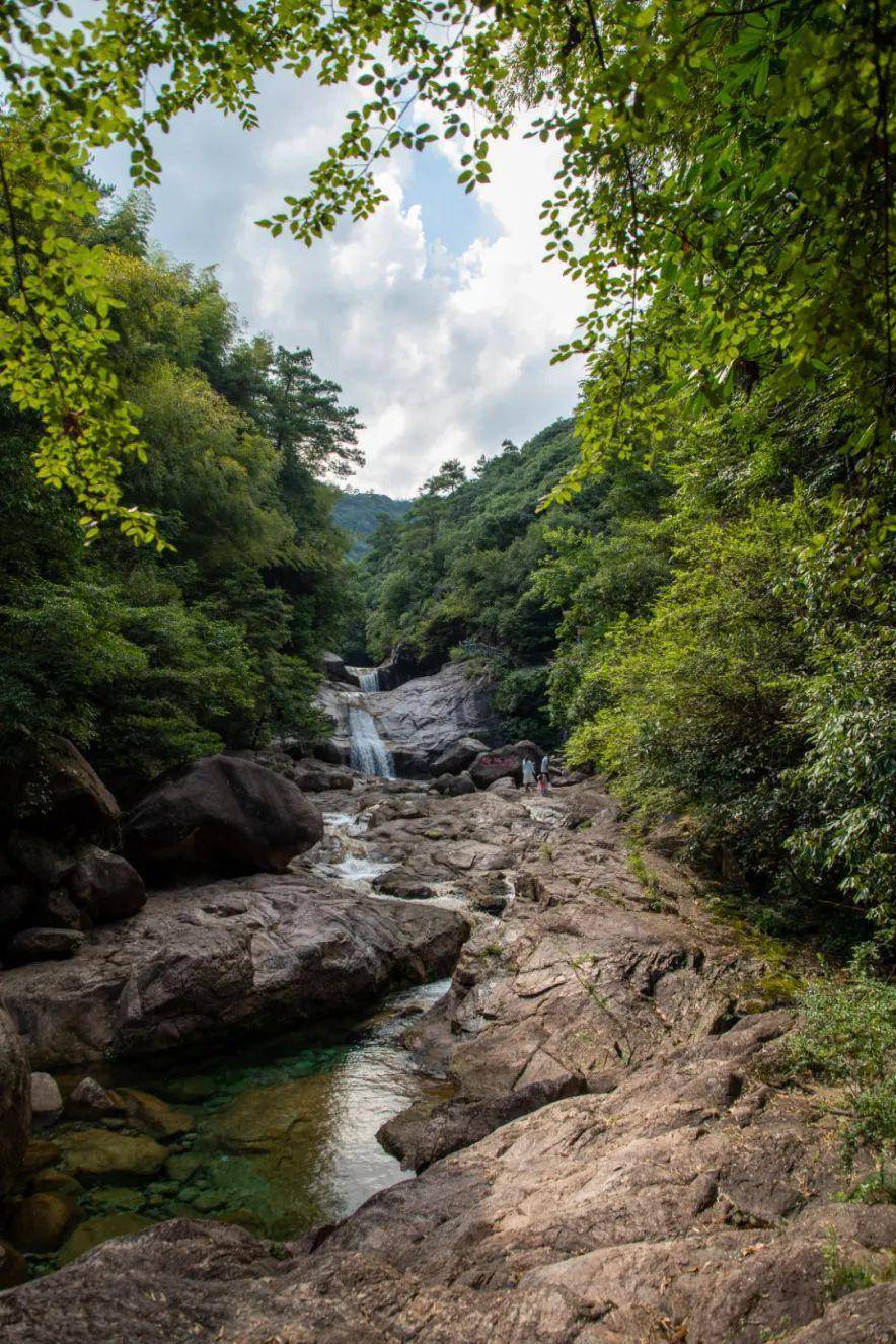 黄山市民 您有一份来自翡翠谷景区"清凉一夏"大礼包,请查收!