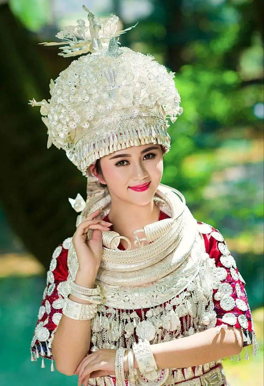 大赛面向全球推介展示中国有素质,有内涵的优秀女性,全国各地热爱中华