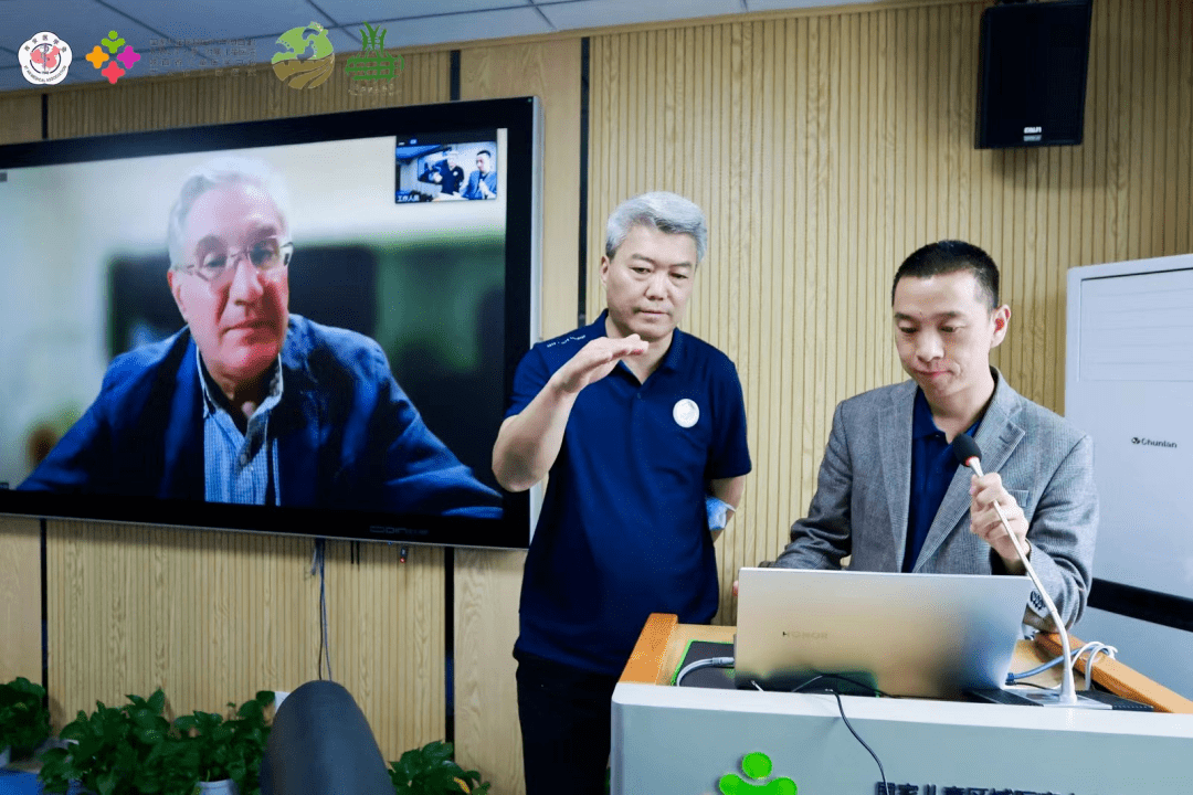 马真胜|西京医院教授◎赵黎|英华儿童骨科集团首席专家教授◎樊长河