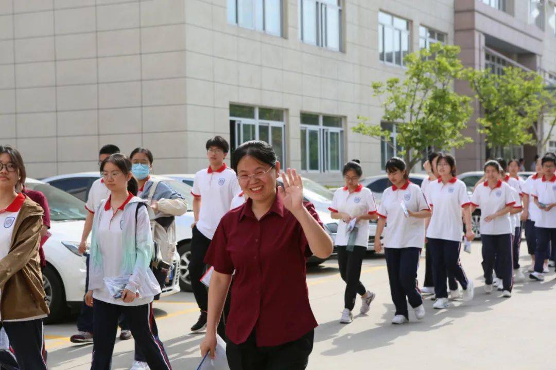 烟台三中 女神图片