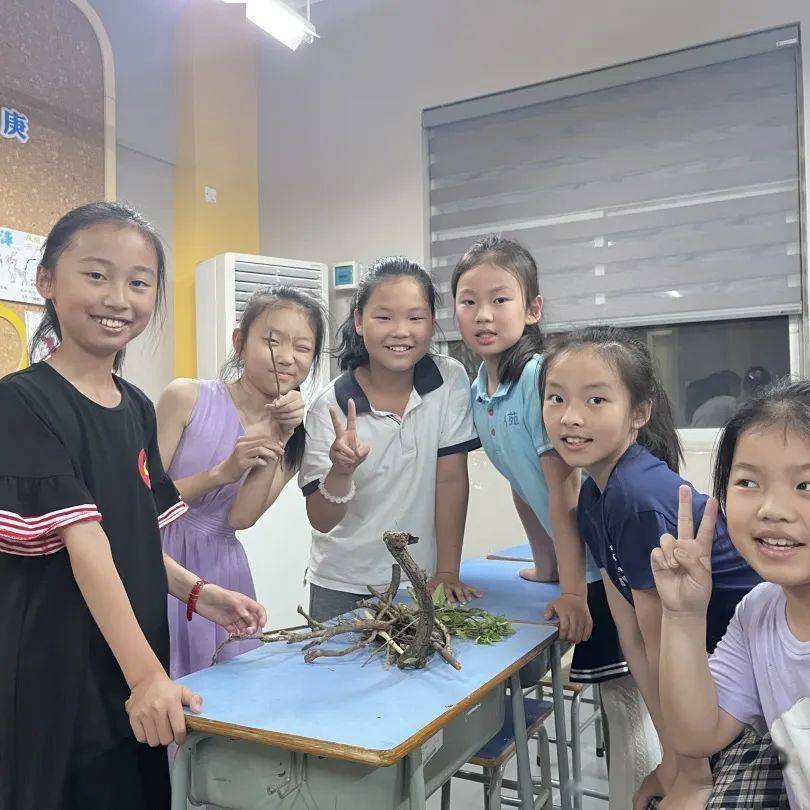 从悦读到导,从策划到执行,快来看这场由孩子们独立完成的集市!