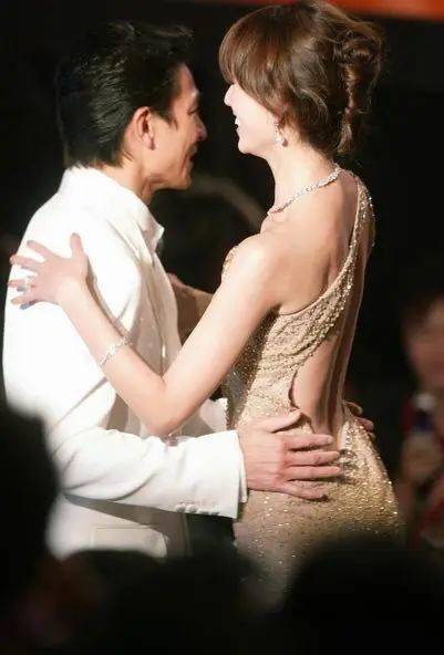 林志玲自曝「主动求婚」,她才是真正的豪门_姐姐_黑泽_生活