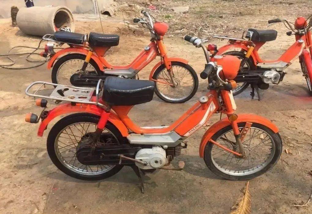 驾驶轻便灵活▼基本就是它我们父辈这一代第一款摩托车70后,80后,90后