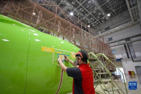 海南自贸港承接进境飞机喷涂业务_维修_斯提_喷漆