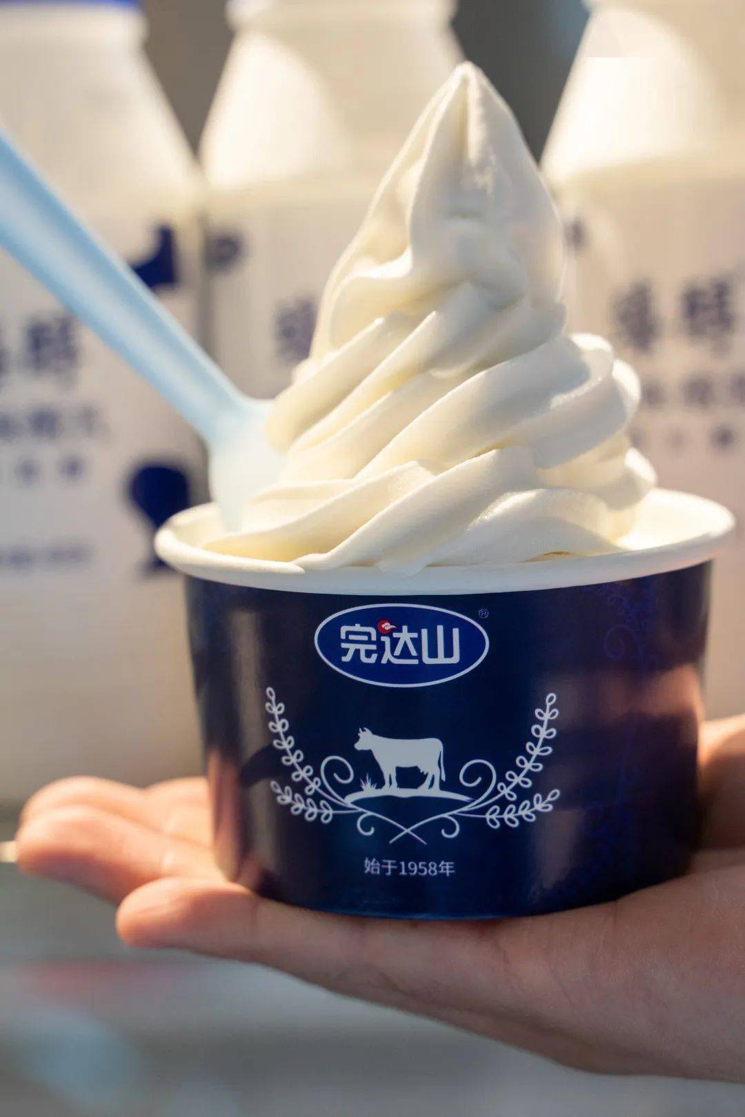 完达山冰淇淋首家高校售卖点,落户人大北区冰淇淋店!_酸奶_口味_海盐