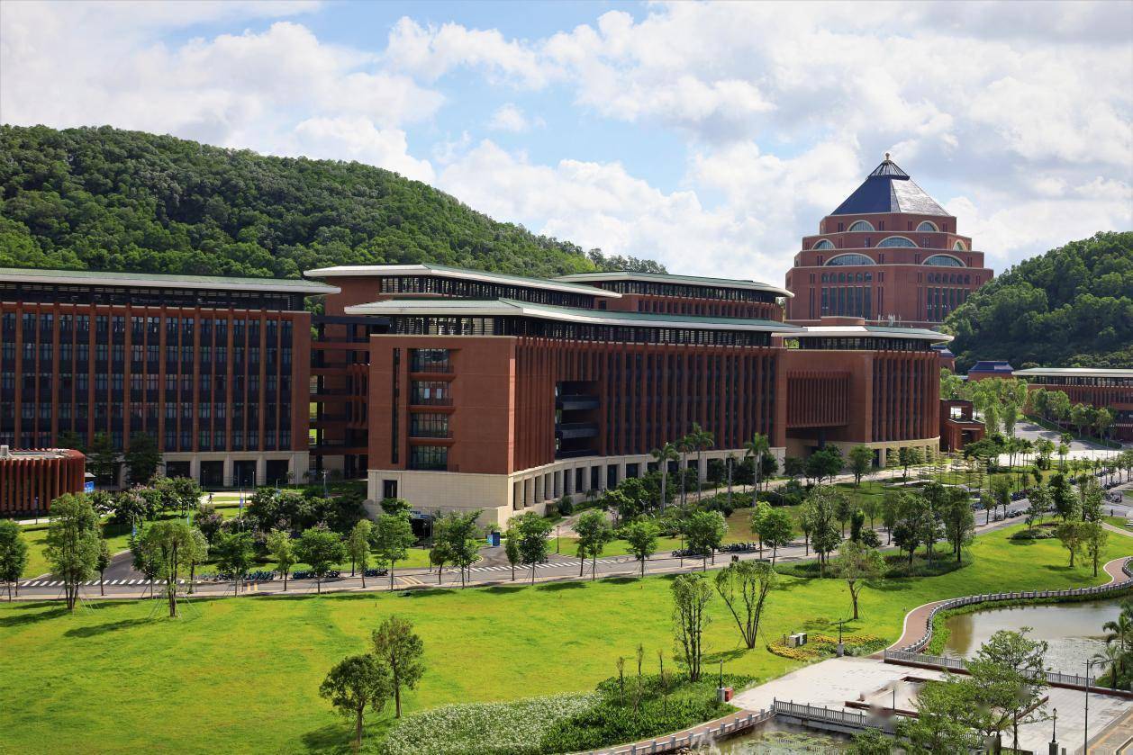 颜值超高!一起云逛中山大学深圳校区_pt_校园_span