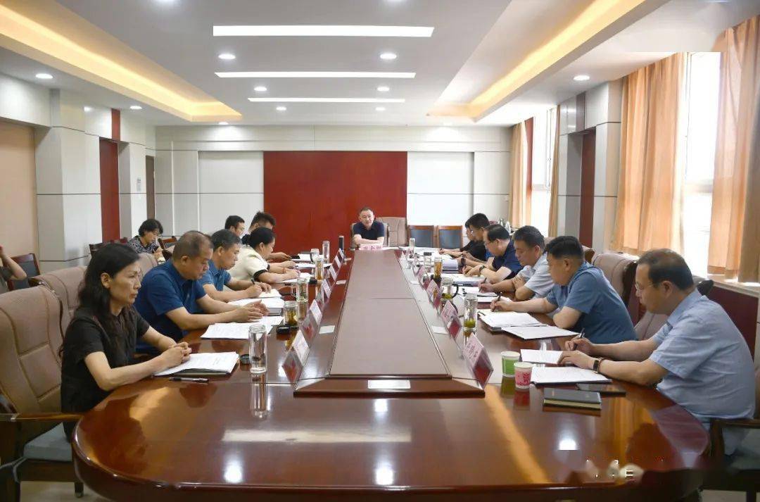 许昌市自然资源和规划局党组开展中央八项规定精神主题学习活动_田会