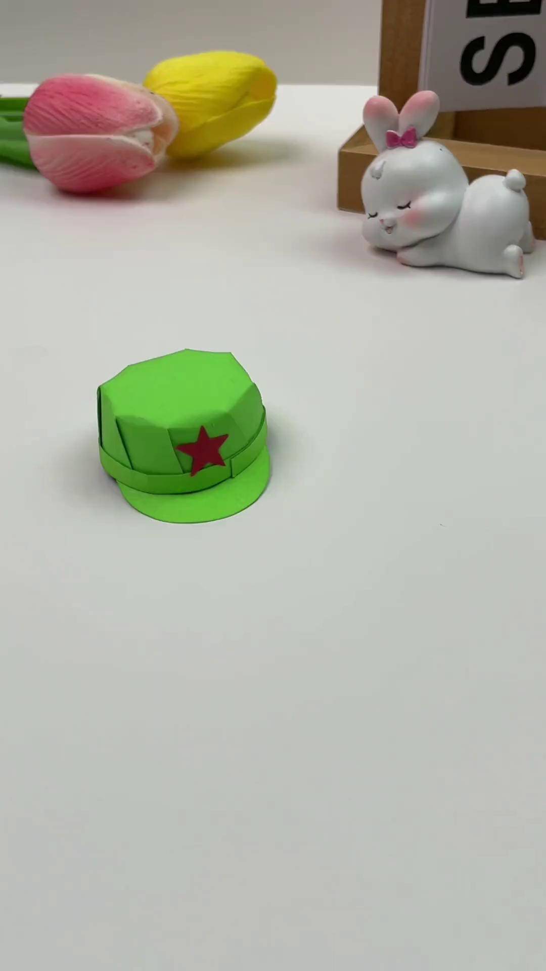 幼儿园手工 手工diy 国庆节手工 马上国庆了,一起来做个红军帽吧!