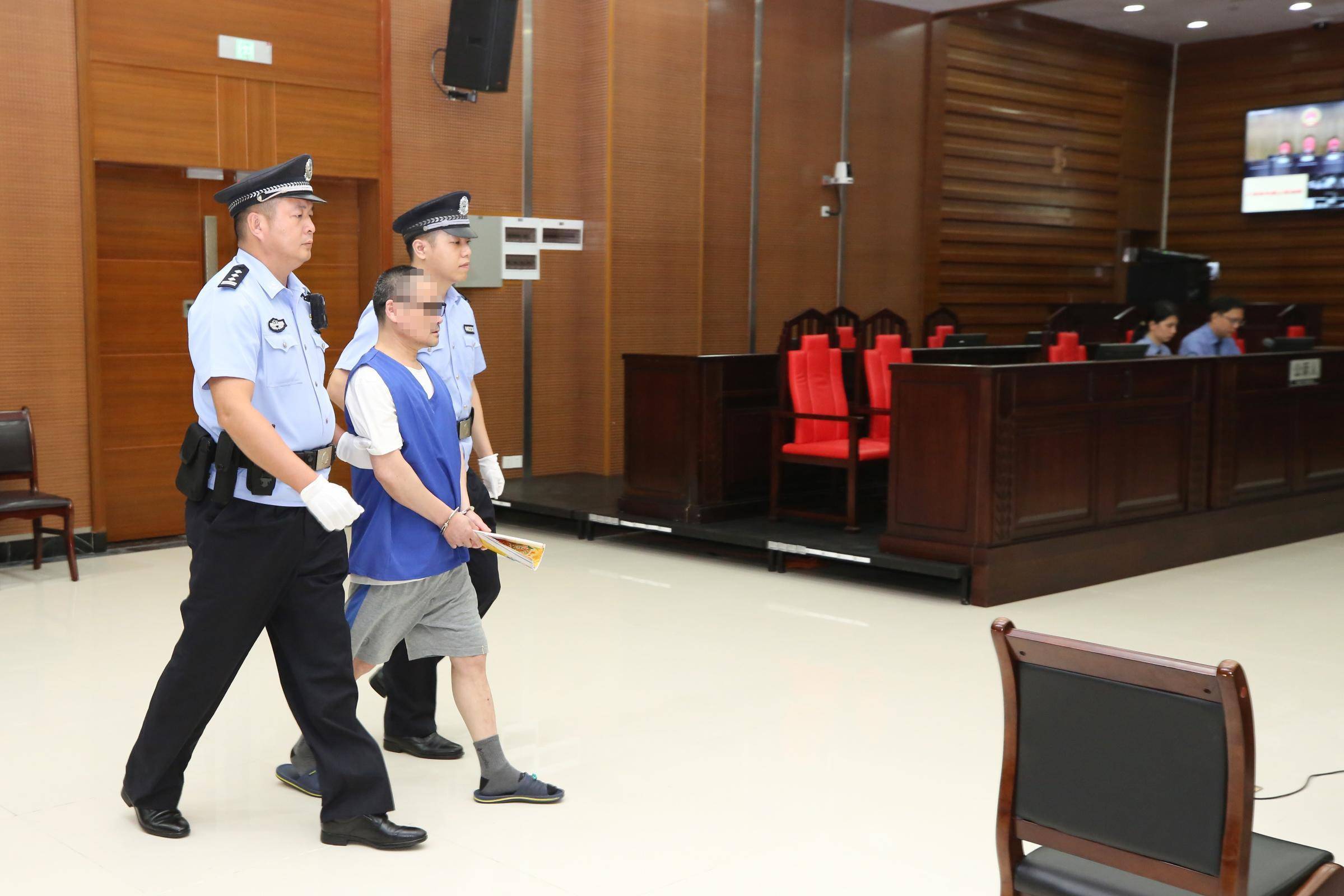 广州法院受理的一审毒品犯罪案件数量连续七年下降_禁毒_工作_被告人