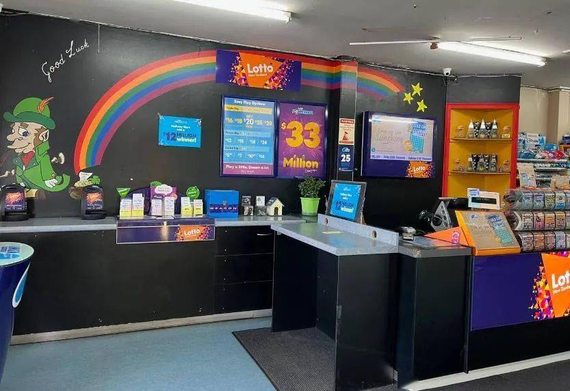 上周lotto powerball的头奖3000万纽币未中奖.