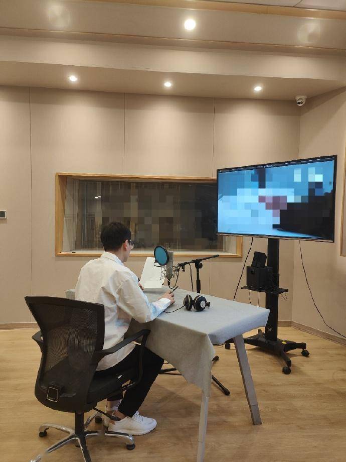 2022年7月,网曝姜广涛被警察带走,其所属公司光合积木发表声明回应称
