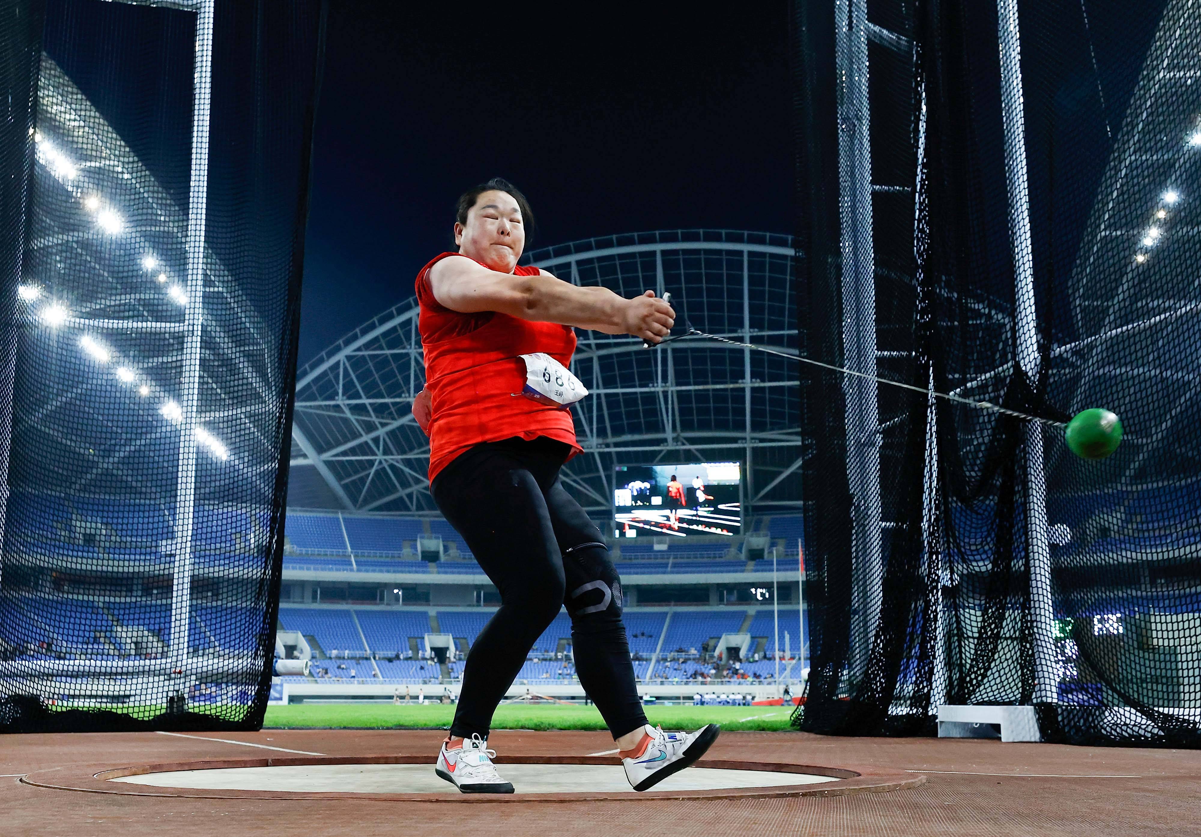 (体育)田径——全国冠军赛:女子链球赛况_决赛_王丽莉_陕西队