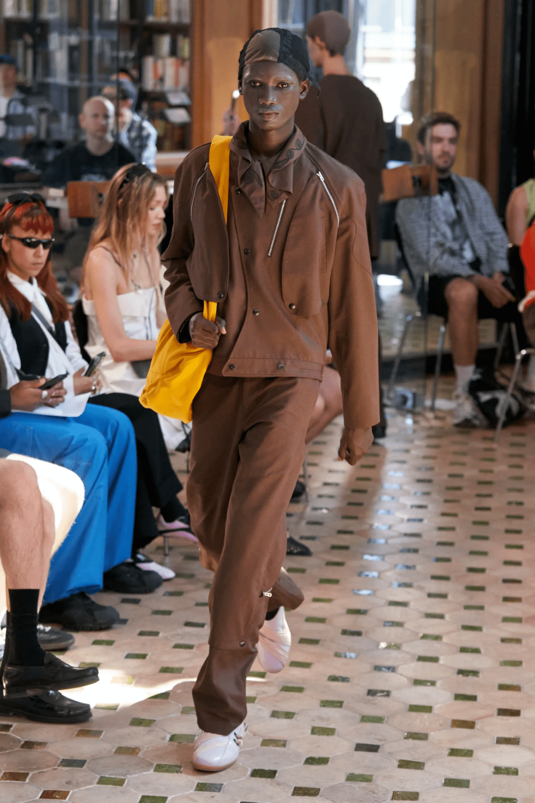 24春夏大秀 | vetements 春季成衣系列 | skims 最新泳装系列_kiko