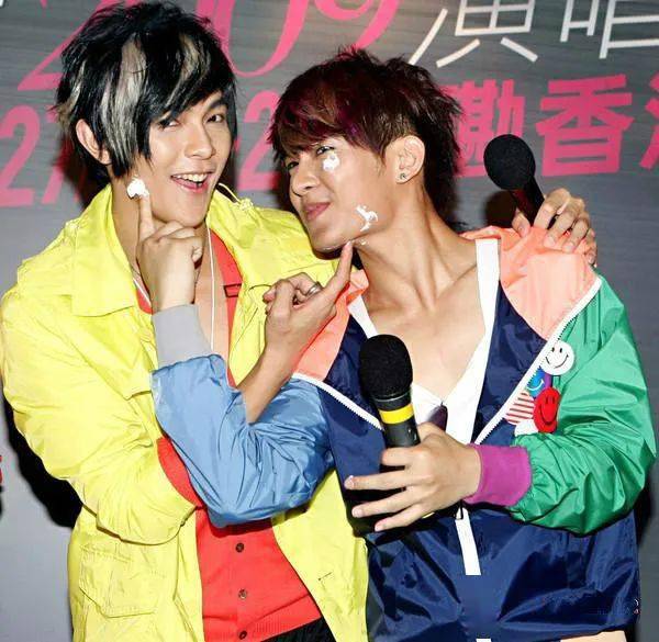 红遍亚洲的飞轮海,如今只剩丑闻了_吴尊_组合_台湾