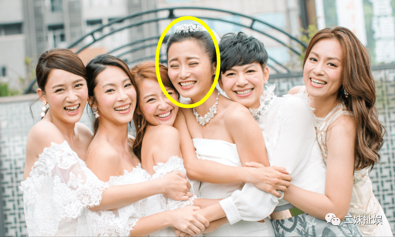 是陈乔恩七朵花队友,7人有4人动手术!_周雳_组合_状态