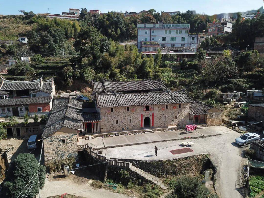 "梅记土楼"——见证安溪铁观音走向世界_泰山_王三言_茶行