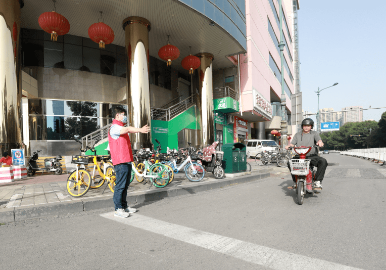 天津市中医药研究院附属医院--金钟桥大街与南运河南路交口国家税务