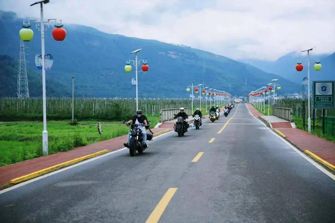 骑行越西,感受20℃的美景_越西县_申果庄_铁路线