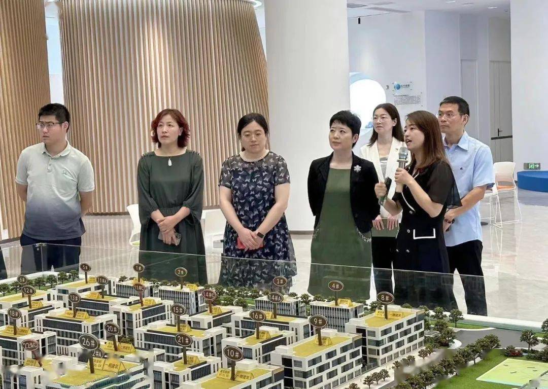苏州市财政局莅临园(镇)调研指导