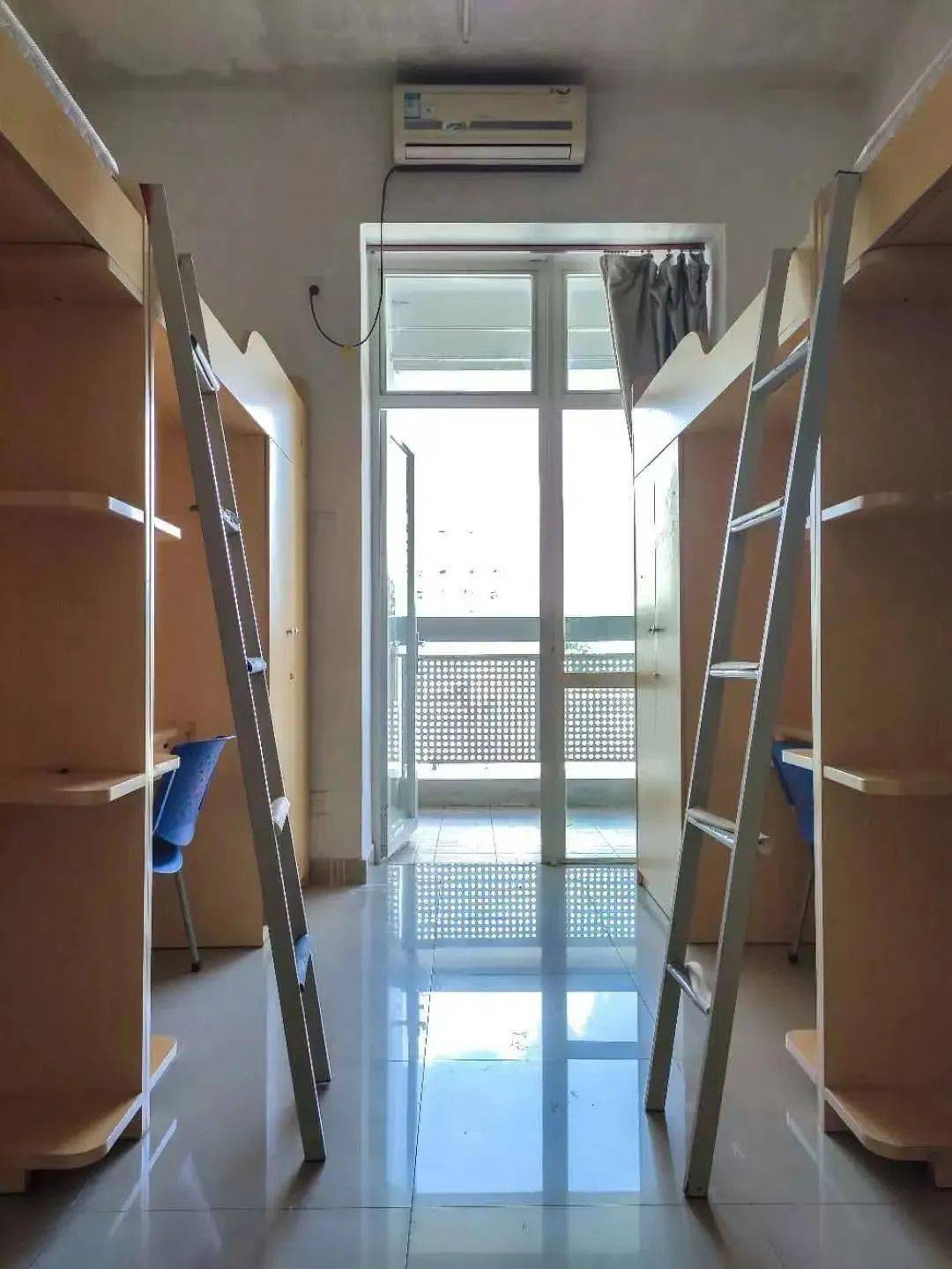 3所热门大学院校宿舍实拍→_校区_空调_珠海