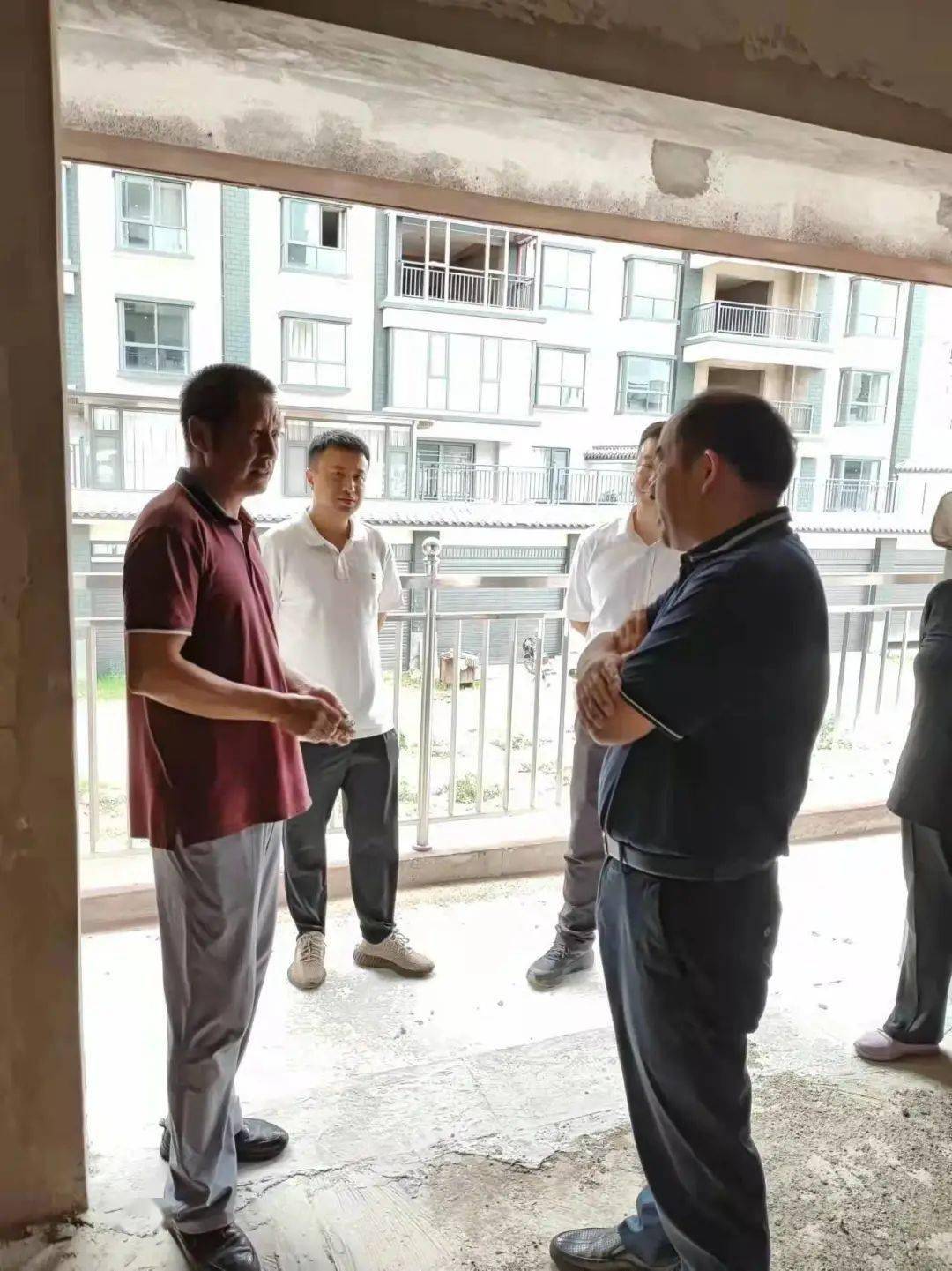 春和街道人大工委组织部分市区人大代表考察江川区九溪镇农业产业发展