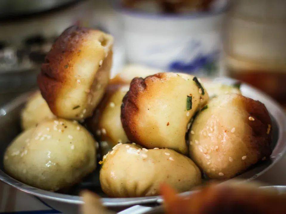 上海百年老店(馄饨,锅贴,小笼包,生煎包)追星正当时,从院士身上学习