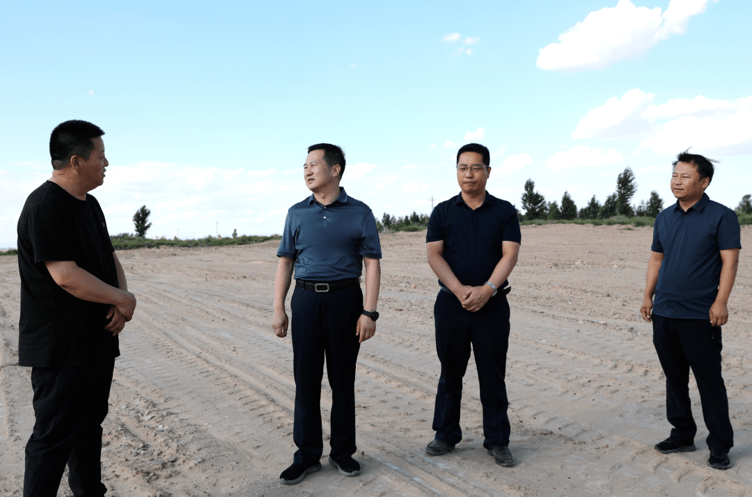 东柳沟开展巡河并督导河道整治整改工作_问题_达拉特旗_部门