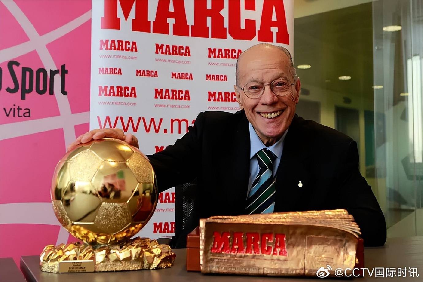 西班牙足球傳奇名宿蘇亞雷斯逝世，享年88歲