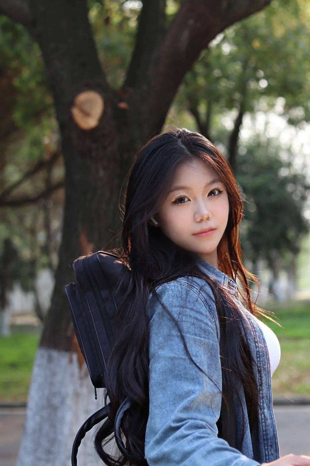 爱好看书,书法,羽毛球队员孙雨馨学院专业生命科学学院生物科学类支教