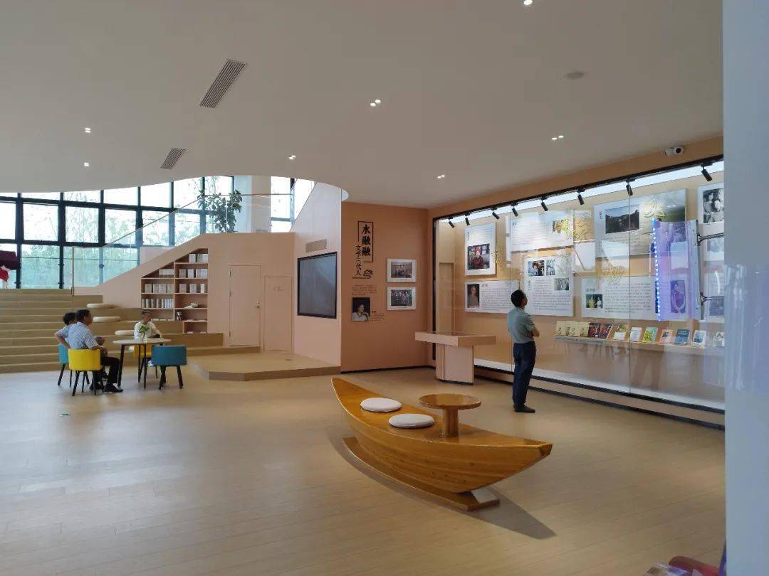德清文化新地标——洛漾书院 · 张抗抗文学艺术馆落成_展馆_互动