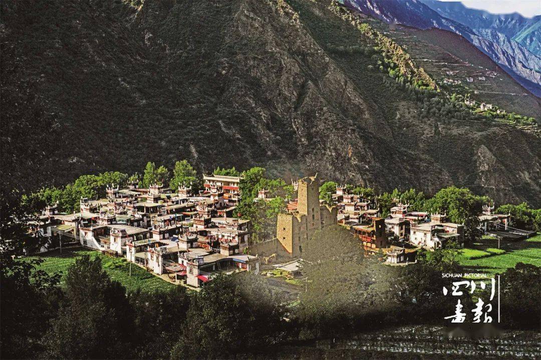 画卷天府·避暑胜地 | 丹巴 在美丽乡村过夏天_海拔_县城_地方