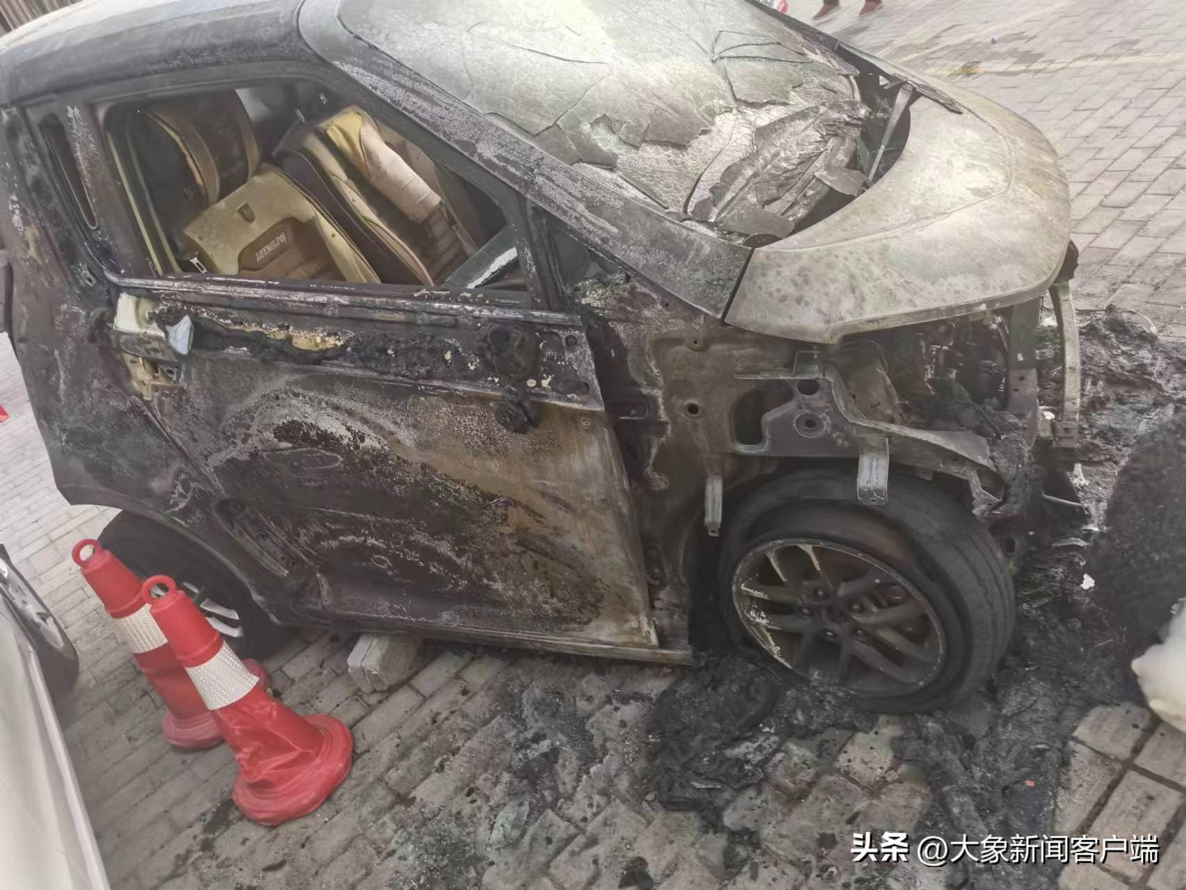 真危险，一辆轿车自燃了-新闻中心-中国宁波网