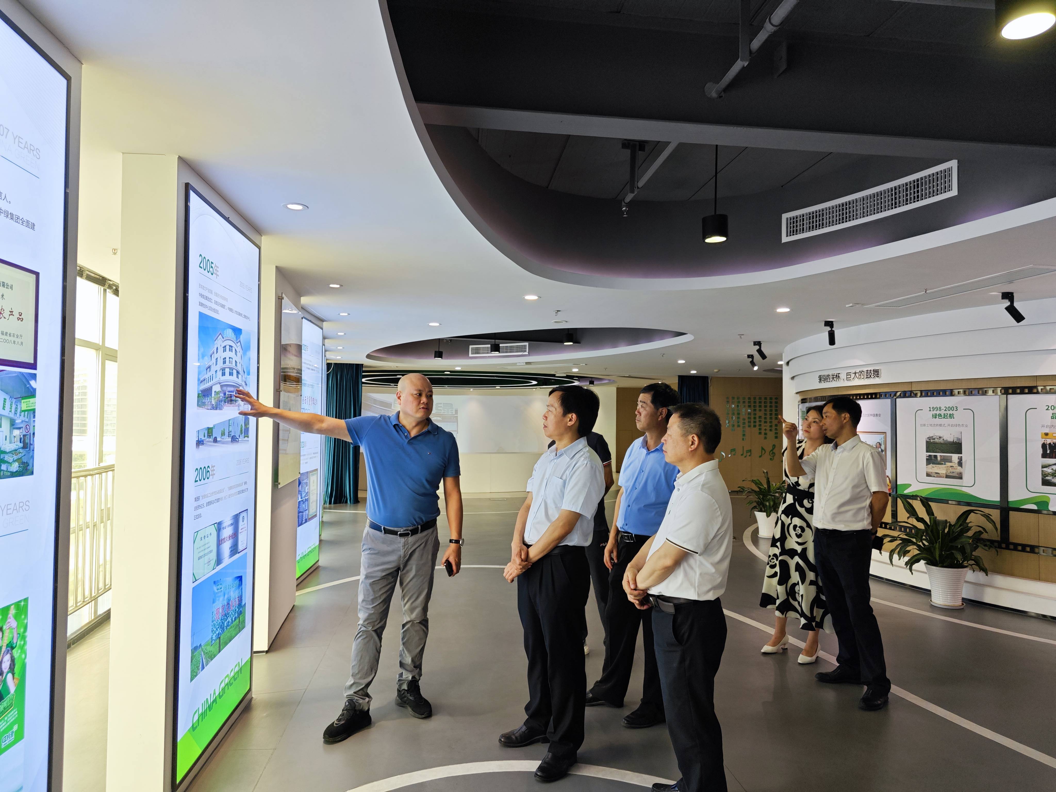 曾祥坤一行到福建省开展食用菌产业招商考察工作