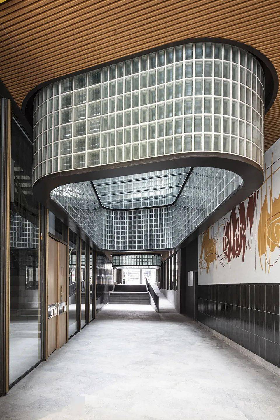 建筑的朦胧之美,半透明材料都有哪些?_玻璃_采光_外观