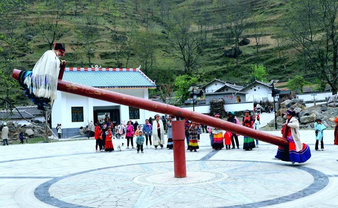 彝族火把节将至 四川凉山甘洛县"5 5 n"场精彩活动等你来_广场_传统