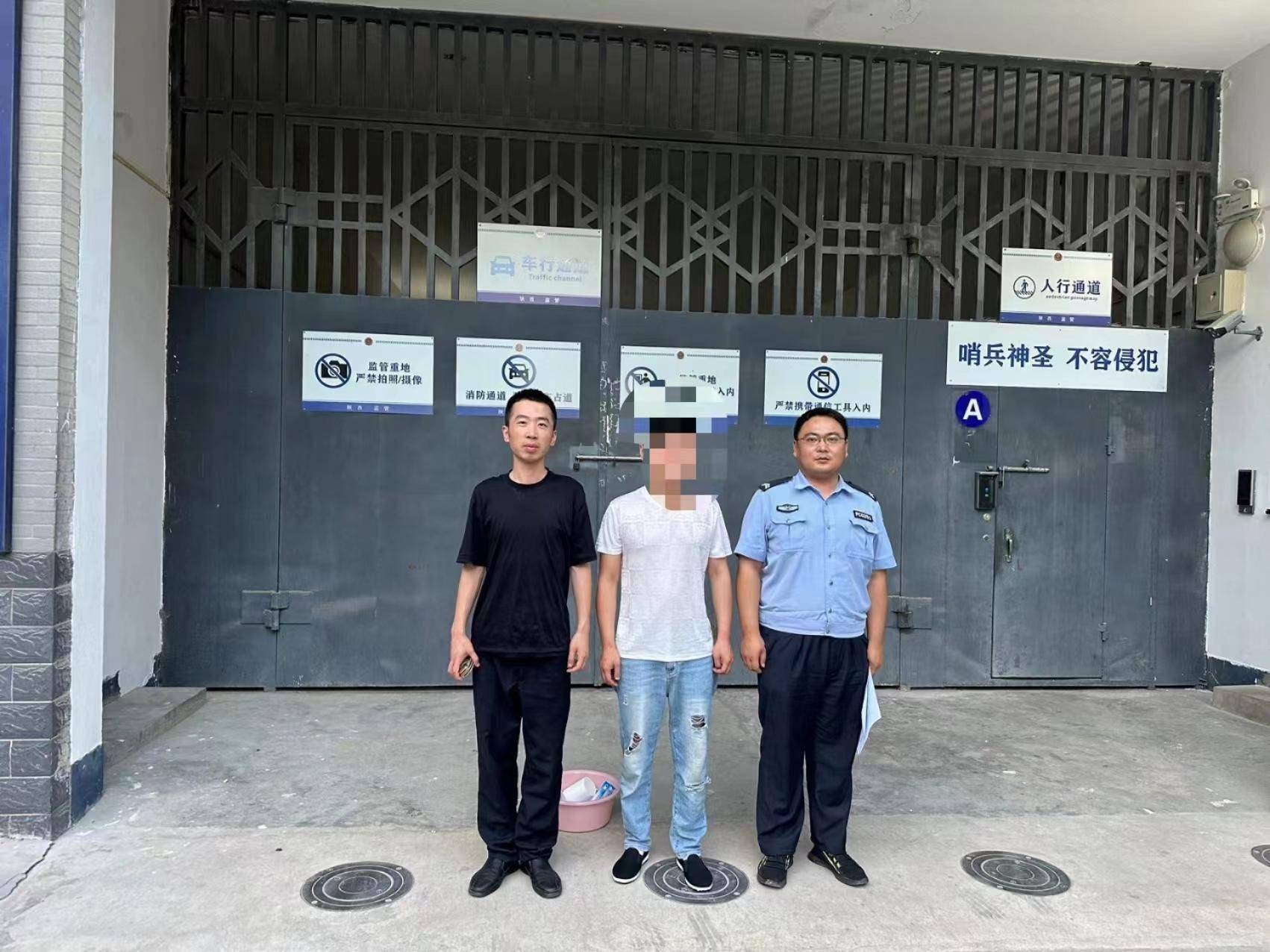 蒲城:陈庄派出所夏季治安打击整治见成效一天抓获三名犯罪嫌疑人