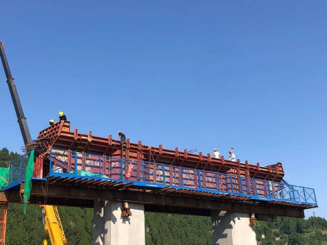 直击现场!盘龙嘉陵江大桥最新进度来了!_施工_建设_项目