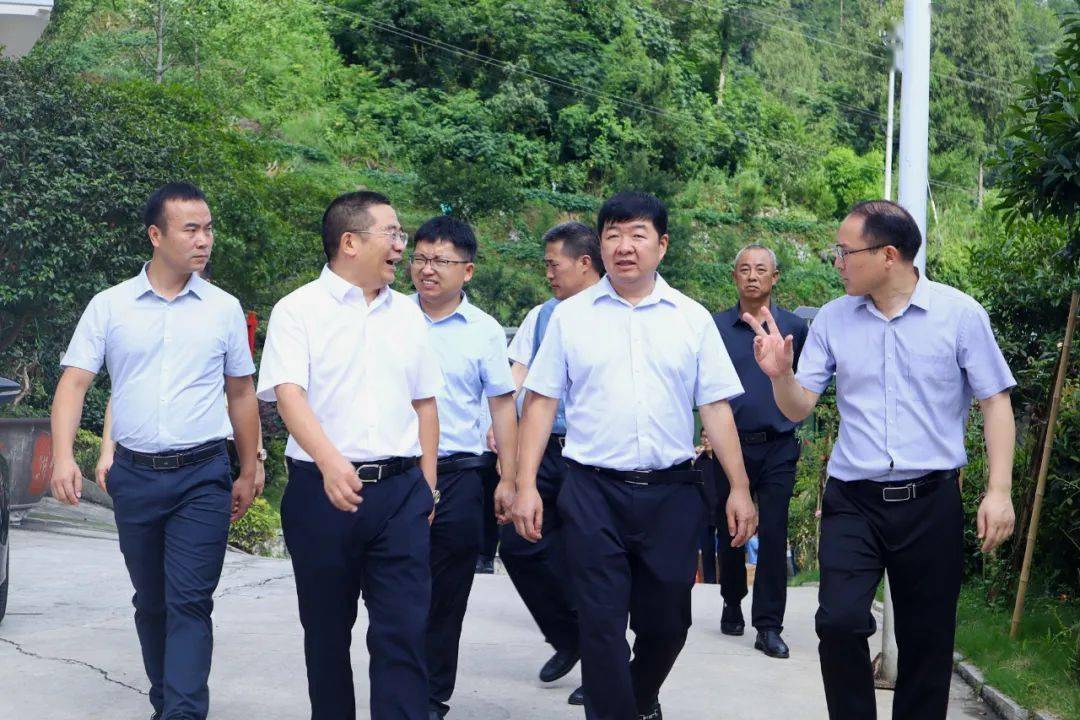 铜仁市财政局党组书记,局长杨维权一行到三道水乡调研_发展_企业_营销
