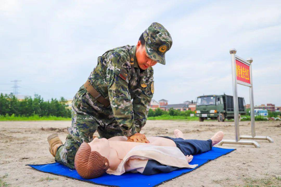 武警后勤学院崔俊旭图片