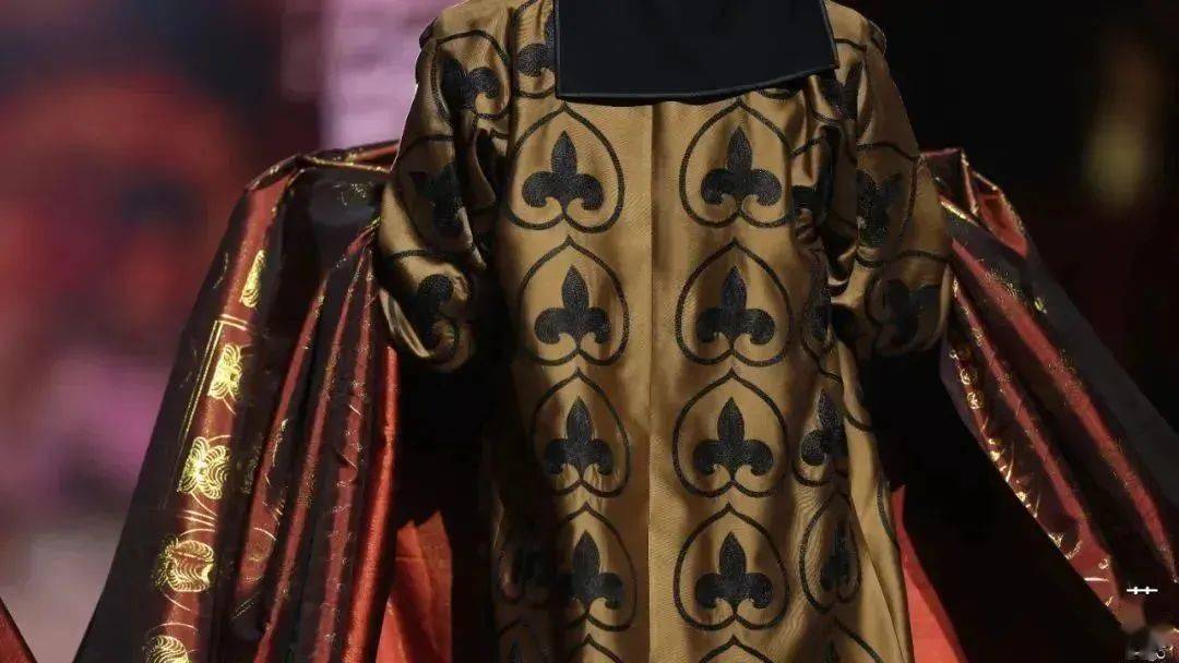 归来,北魏鲜卑!_服饰_袈裟_大同