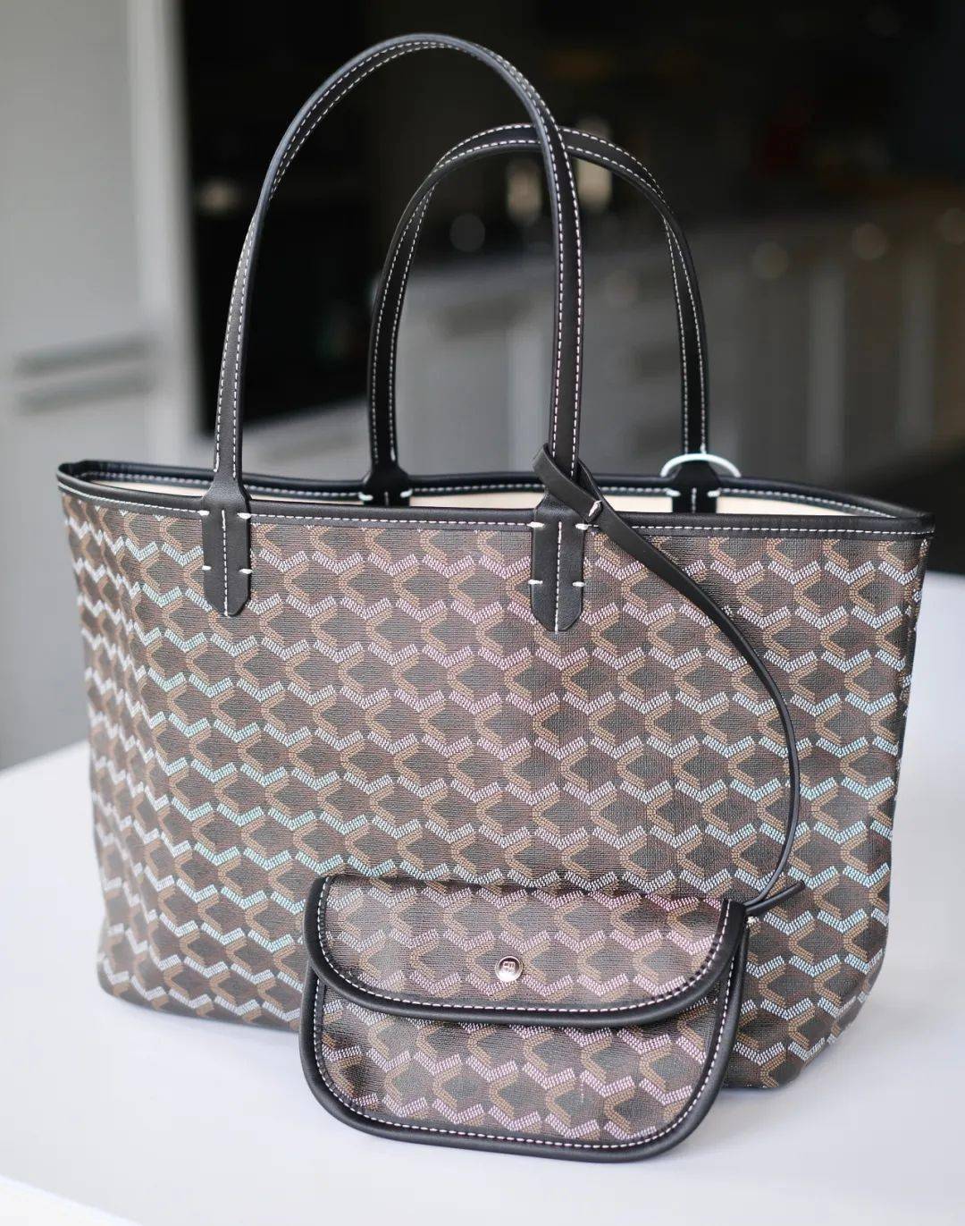 不到1折明星同款托特包买就送好礼数量少赶紧抢