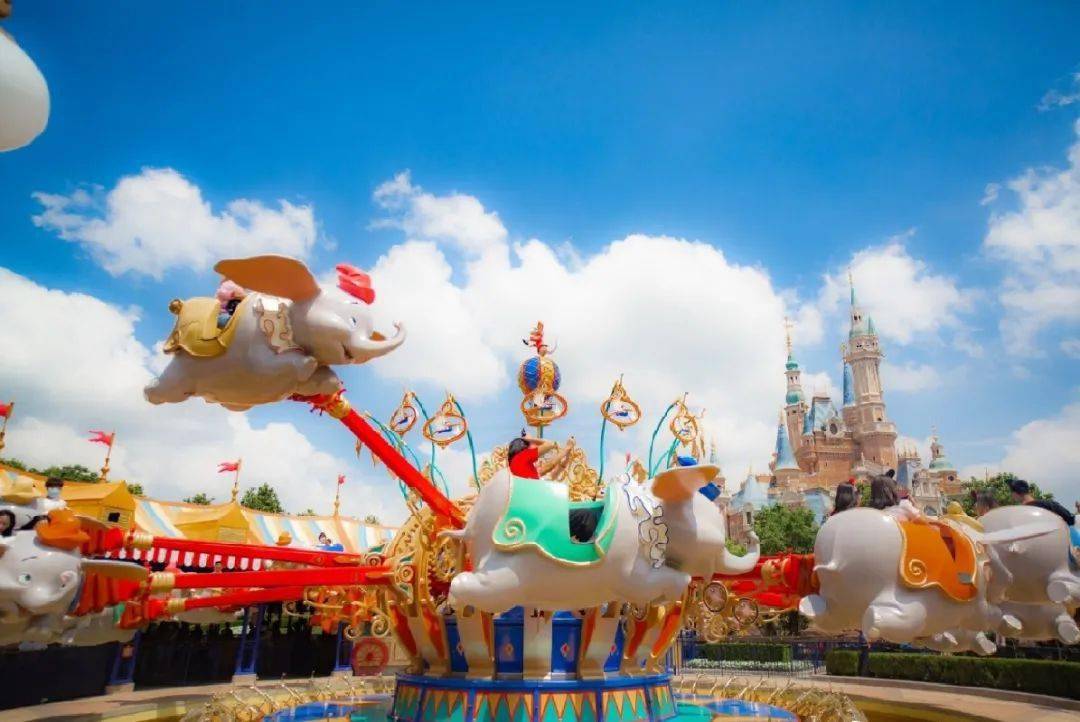 成团61迪士尼乐园||8.