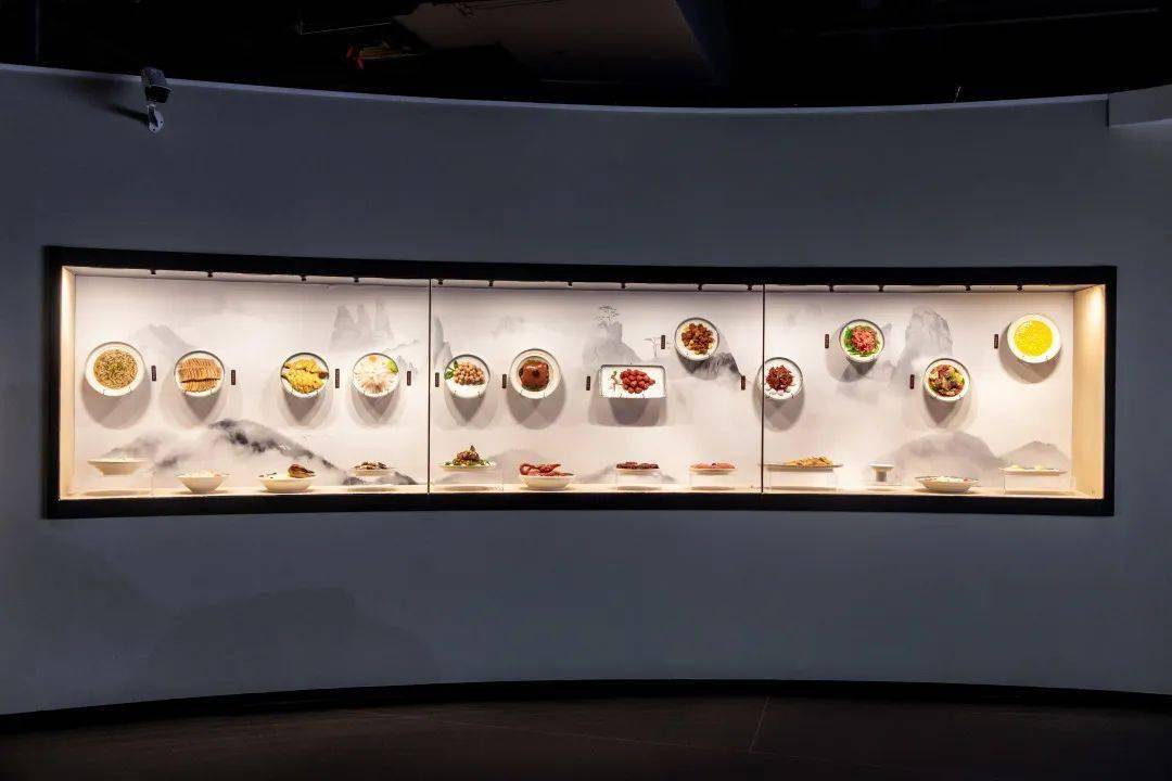 全是福建人小时候爱吃的零嘴,每一道甜品都做到了细节满满,就连橘红糕