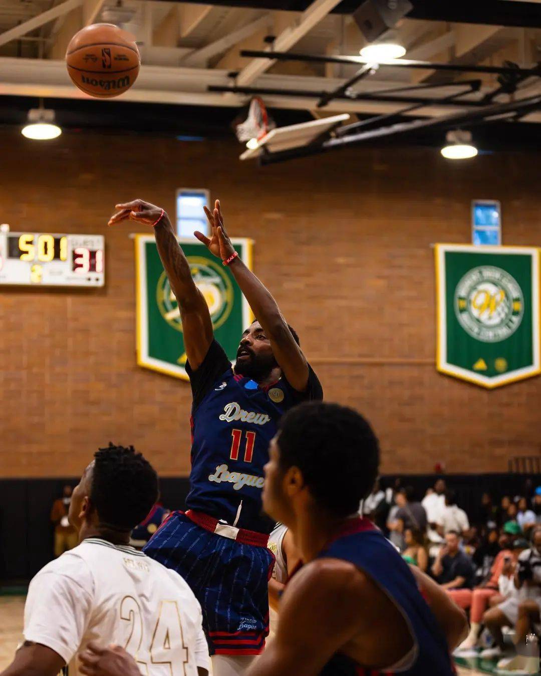 via:bellikemike/kickspottingcreativenlb5/kickspointklaythompson